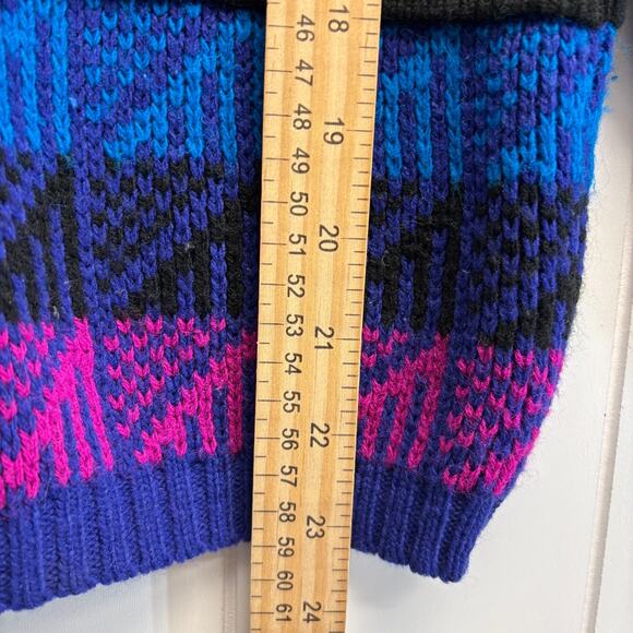 Vintage Croquet Club Womens 80s 90s Geometric Striped Sweater Size M Ribbed Cozy - Picture 5 of 8